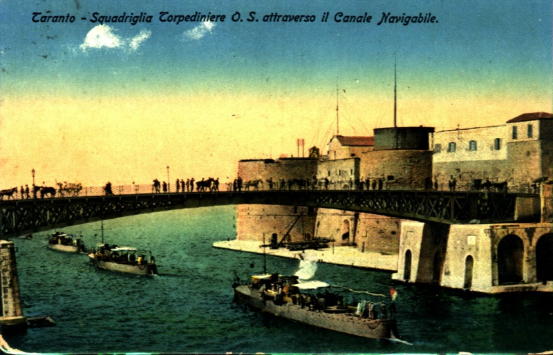 1914 Squadriglia Torpediniere attraversa il canale