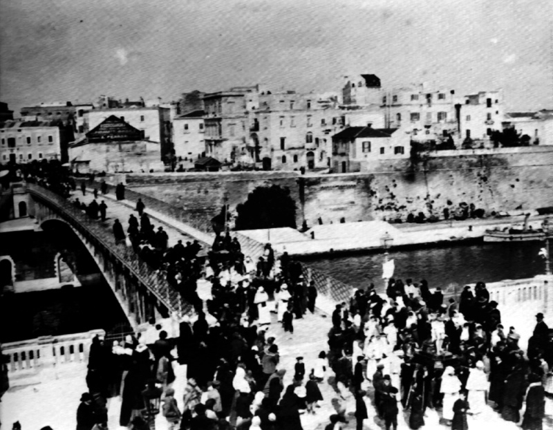 1921 Misteri sul Ponte